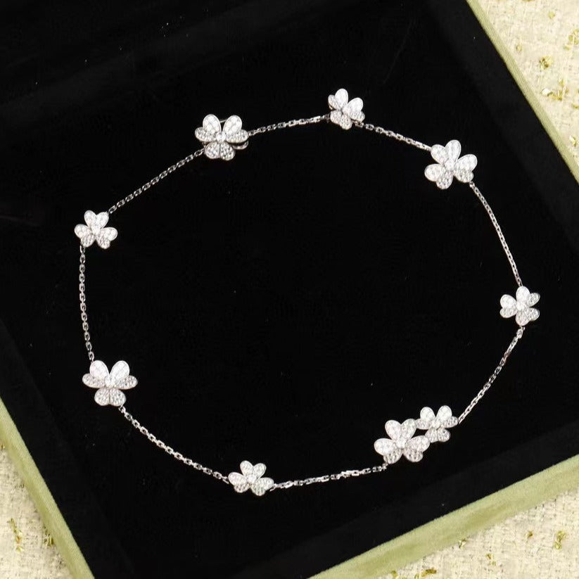 [⭐Corinne]FRIVOLE SILVER 9 FLOWERS NECKLACE