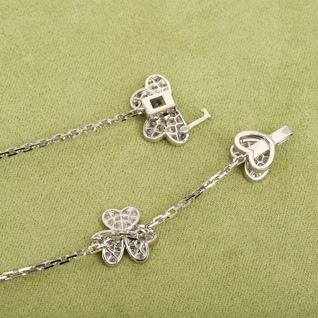 [⭐Corinne]FRIVOLE SILVER 9 FLOWERS NECKLACE