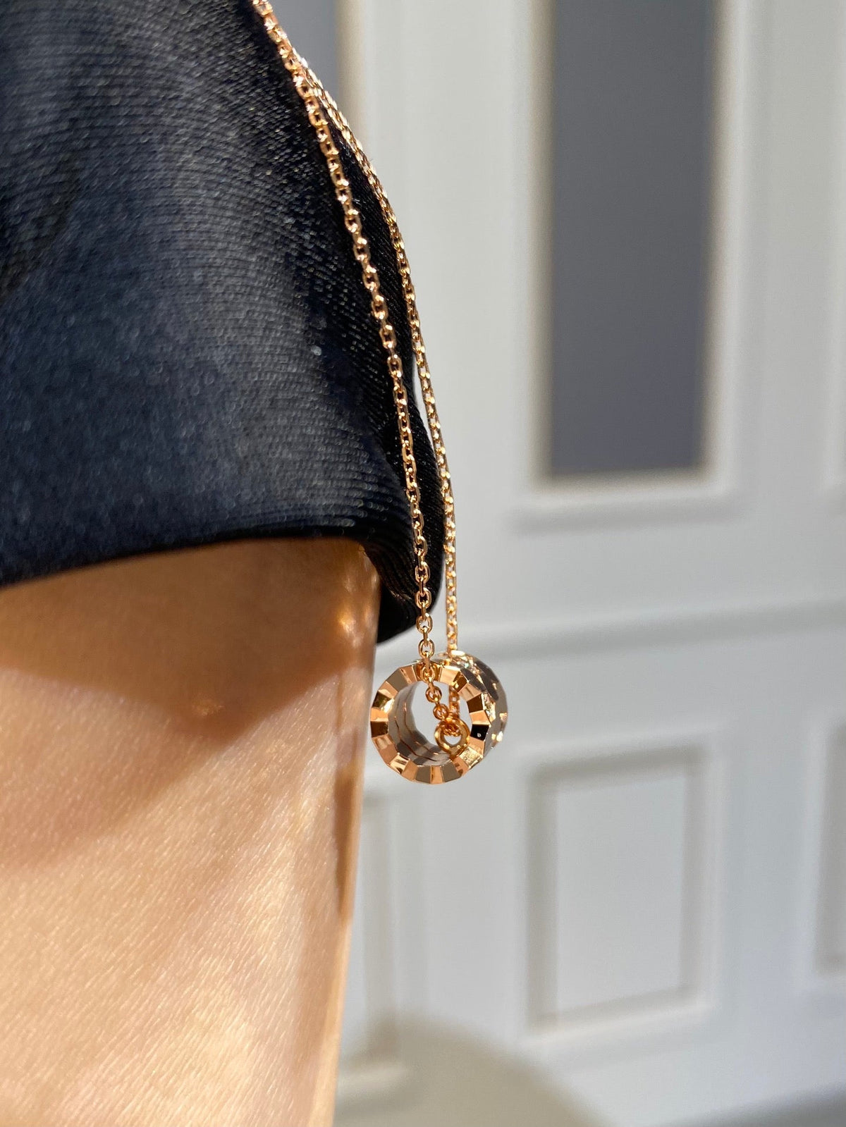 [⭐Corinne]BEE LOVE DIAMOND NECKLACE