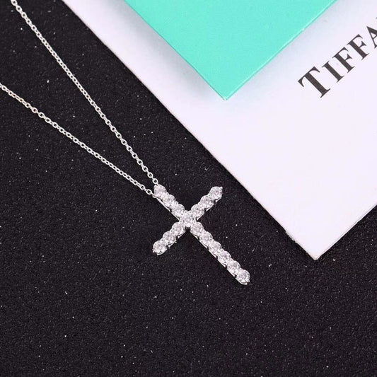 [Corinne]MOISSANITE STONE CROSS PENDANT NECKLACE SIMULATED DIAMOND CROSS CHOKER