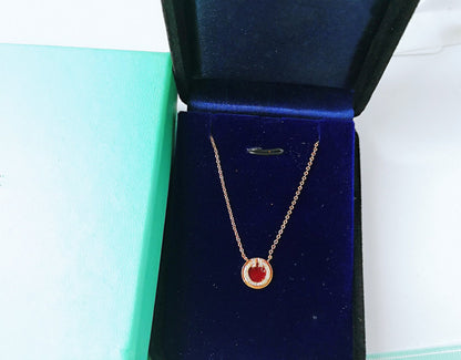 [Corinne]DIAMOND AND MOTHER PEARL CIRCLE NECKLACE PENDANT