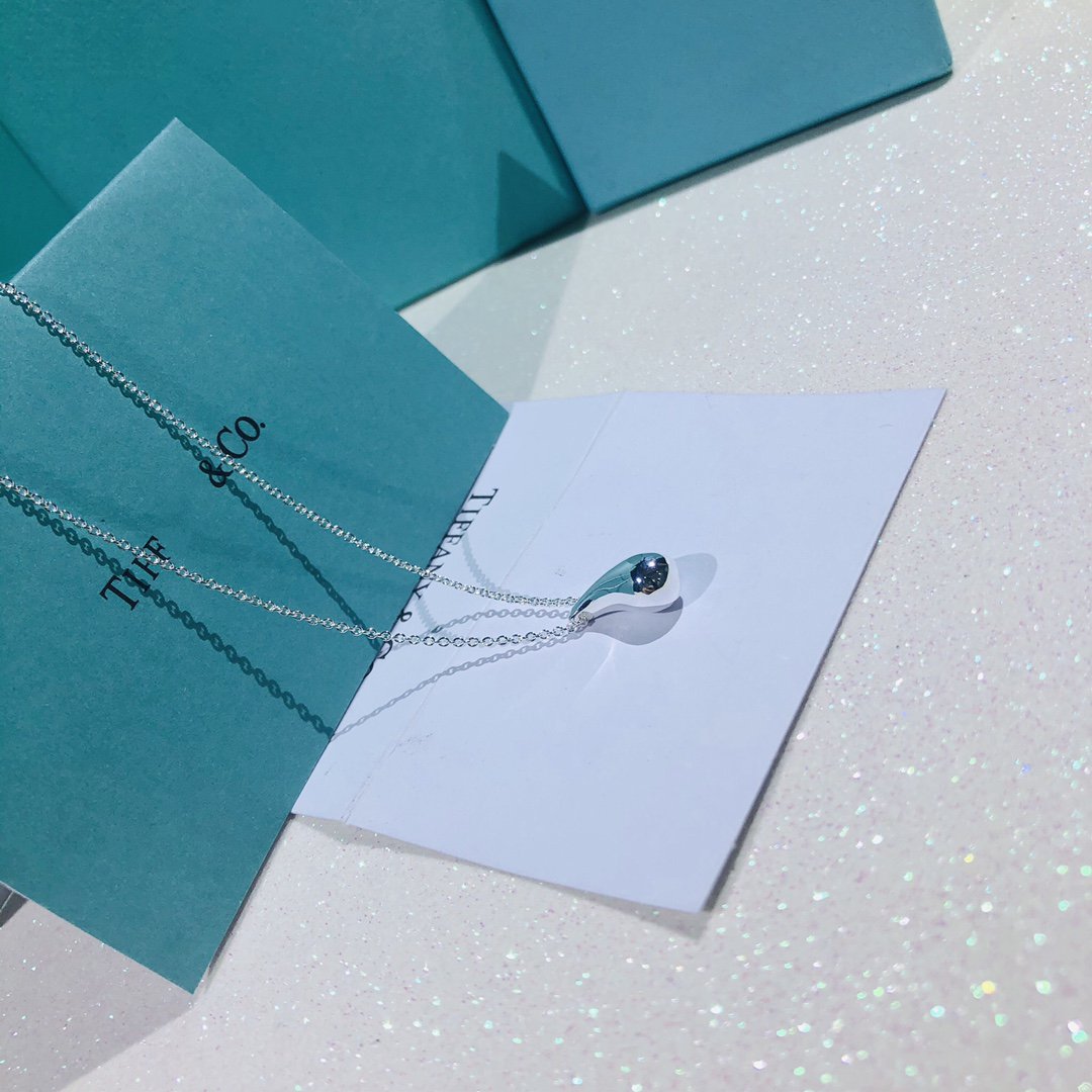 [Corinne]ELSA PERETTI TEARDROP PENDANT STERLING SILVER NECKLACE