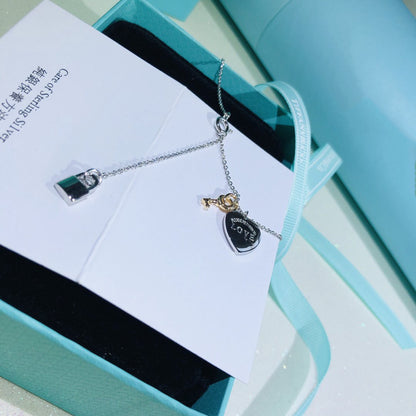 [Corinne]LOVE HEART TAG KEY NECKLACE