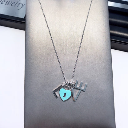 [Corinne]COLLAR LOVE PLATA NECKLACE