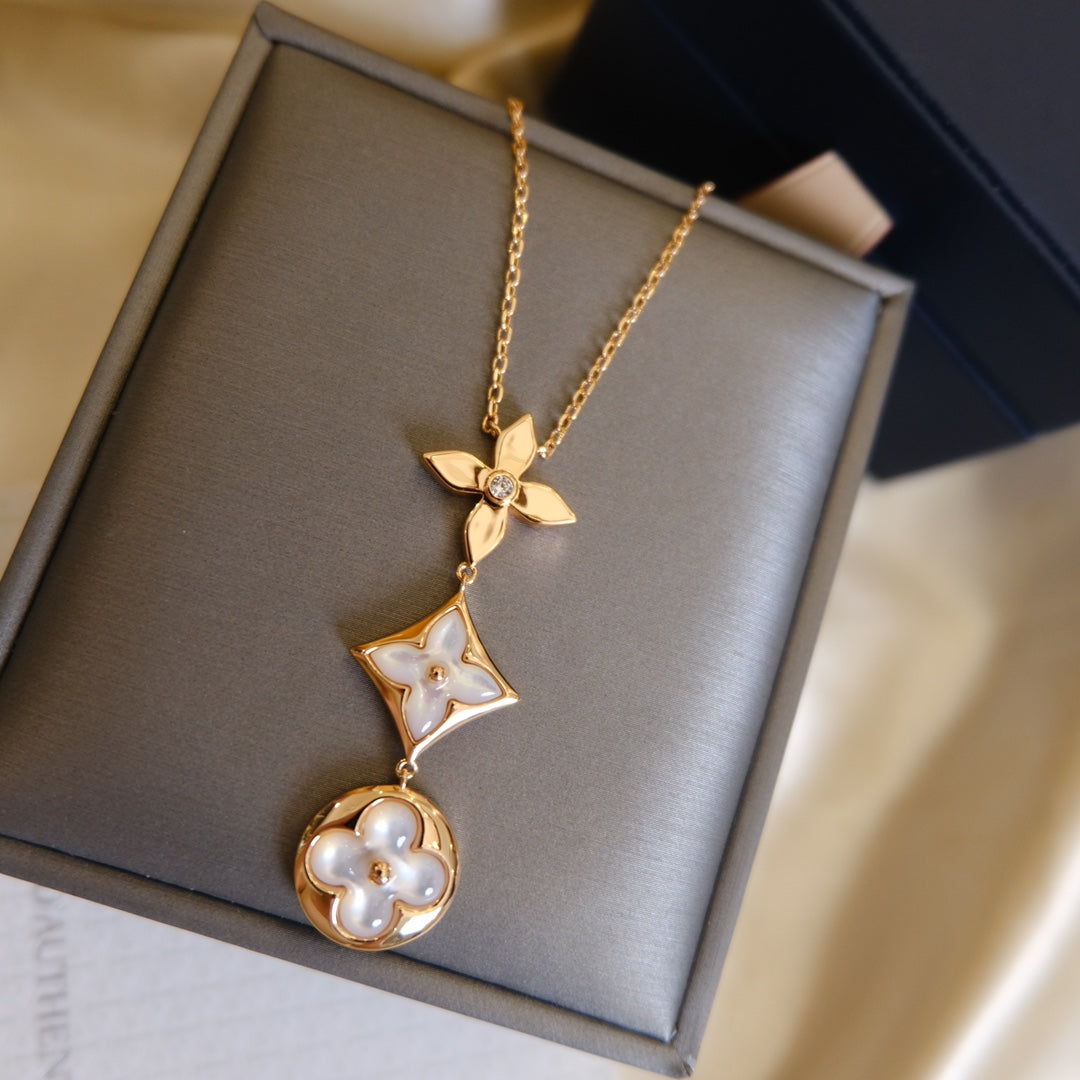 [⭐Corinne]COLOR BLOSSOM LARIAT NECKLACE PINK GOLD WHITE MOTHER PEARL AND DIAMOND