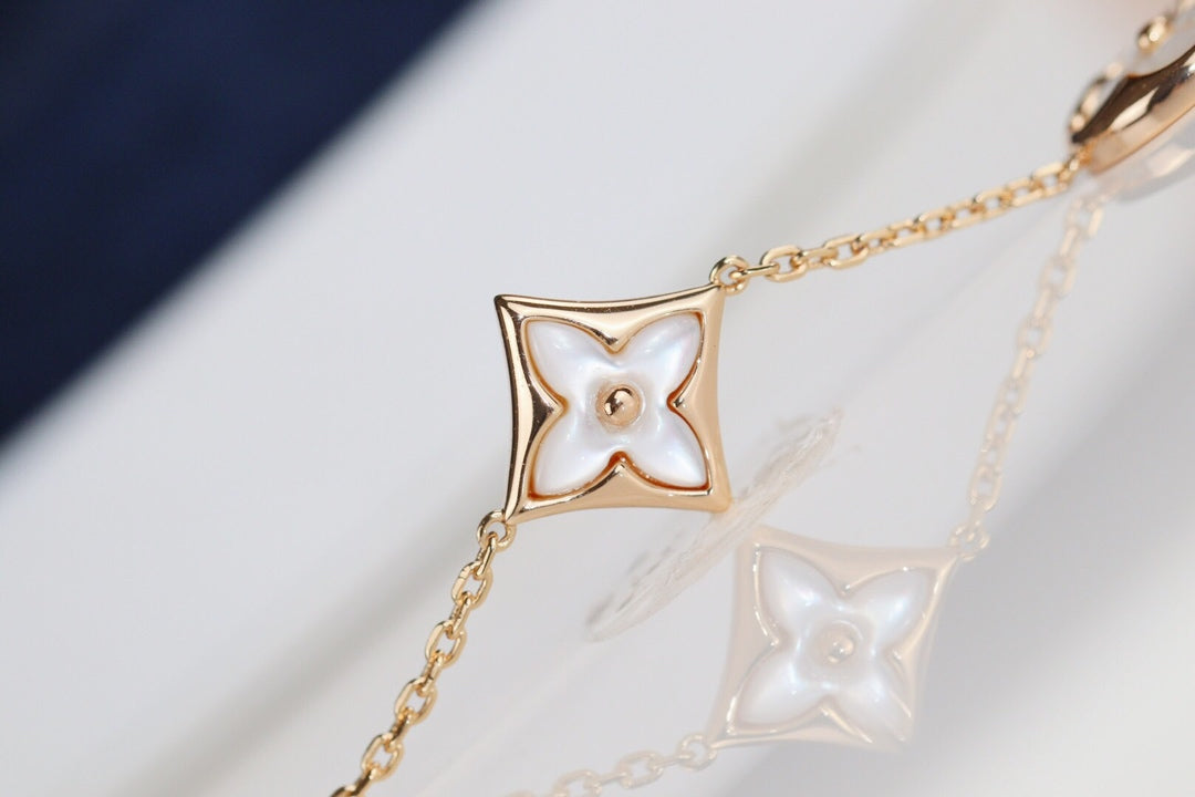 [⭐Corinne]LEAF CLOVER BRACELET