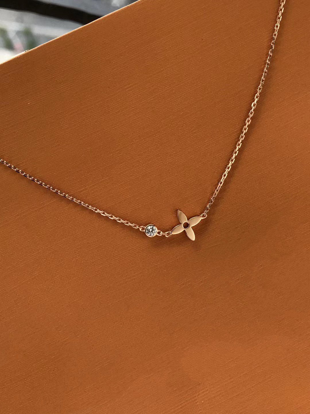 [⭐Corinne]BLOSSOM PENDANT PINK GOLD AND DIAMOND