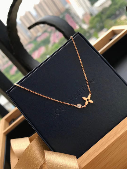 [⭐Corinne]BLOSSOM PENDANT PINK GOLD AND DIAMOND