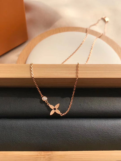 [⭐Corinne]BLOSSOM PENDANT PINK GOLD AND DIAMOND