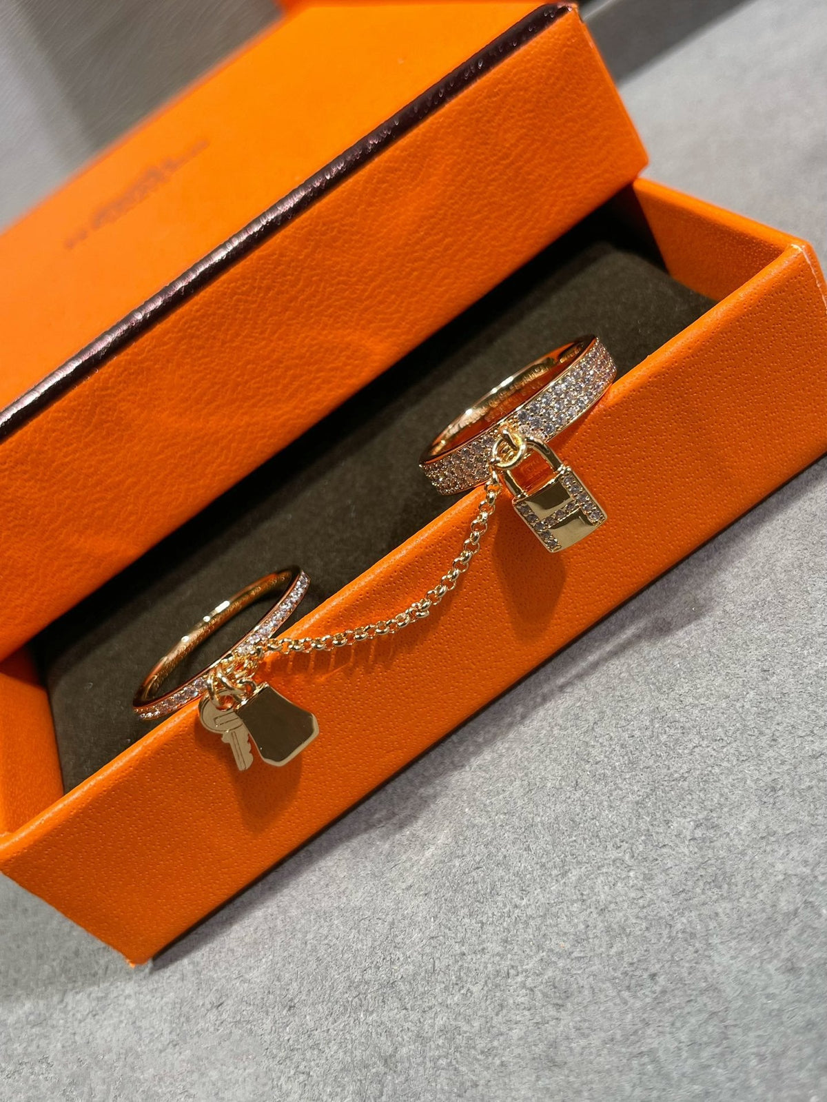 [⭐Corinne]HM KELLY CLOCHETTE DOUBLE RING IN  WITH DIAMONDS