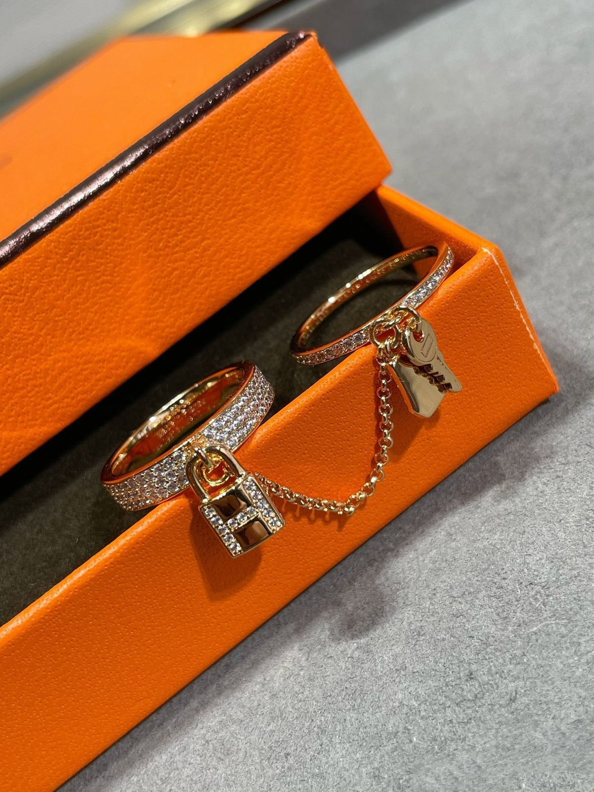 [⭐Corinne]HM KELLY CLOCHETTE DOUBLE RING IN  WITH DIAMONDS