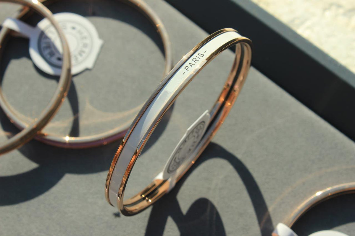 [⭐Corinne]HM UNI BANGLE BAG