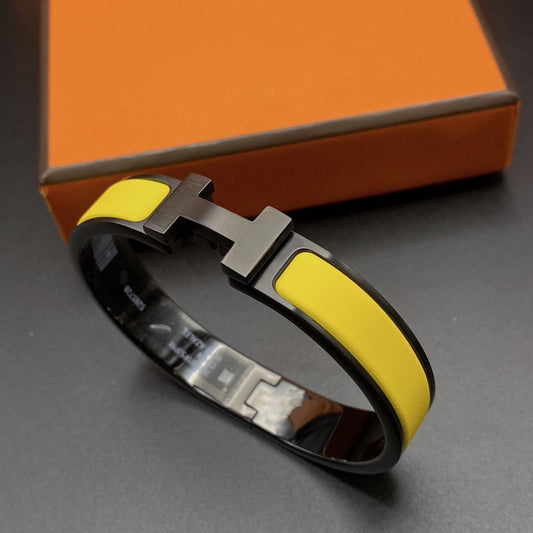[⭐Corinne]CLIC HM SO BLACK YELLOW BRACELET