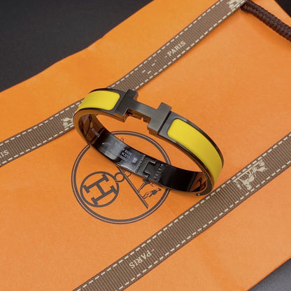 [⭐Corinne]CLIC HM SO BLACK YELLOW BRACELET