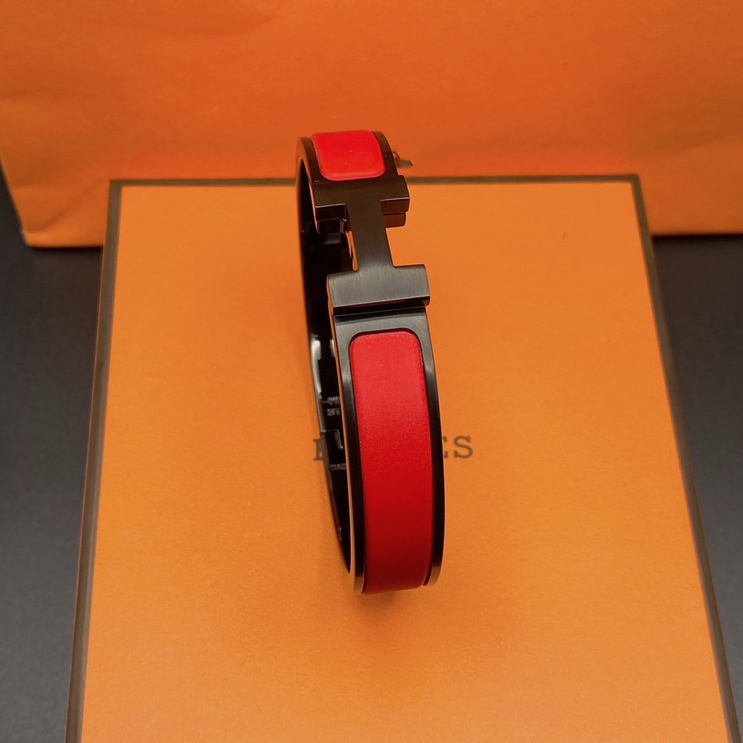 [⭐Corinne]CLIC HM SO BLACK RED BRACELET
