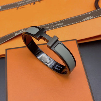[⭐Corinne]CLIC HM SO BLACK GREY BRACELET