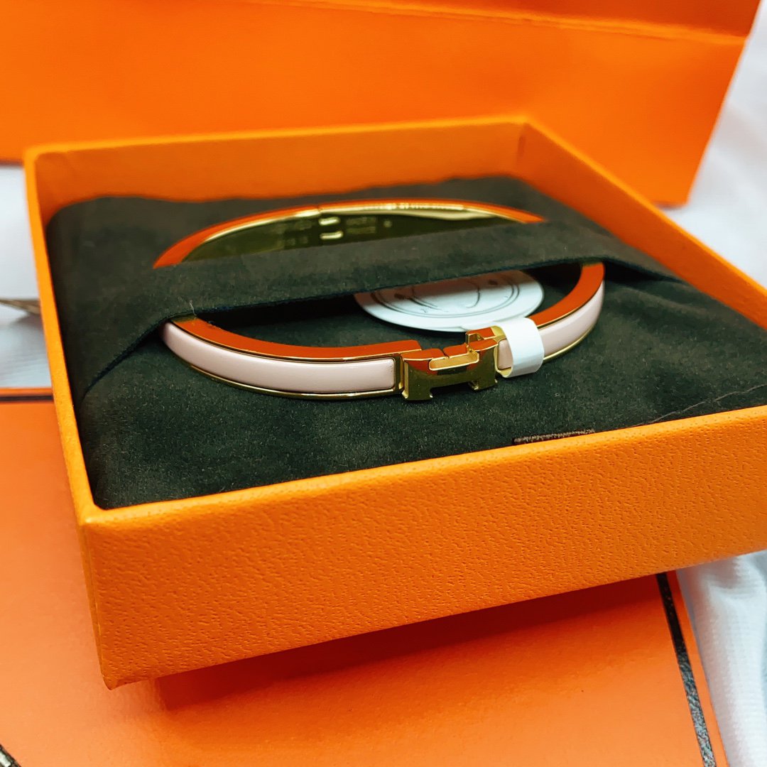 [⭐Corinne]CLASSIC HM CLIC  PINK 8MM ENAMEL BRACELET