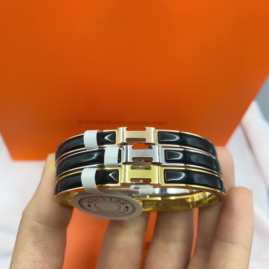 [⭐Corinne]CLASSIC HM CLIC BLACK 8MM ENAMEL BRACELET