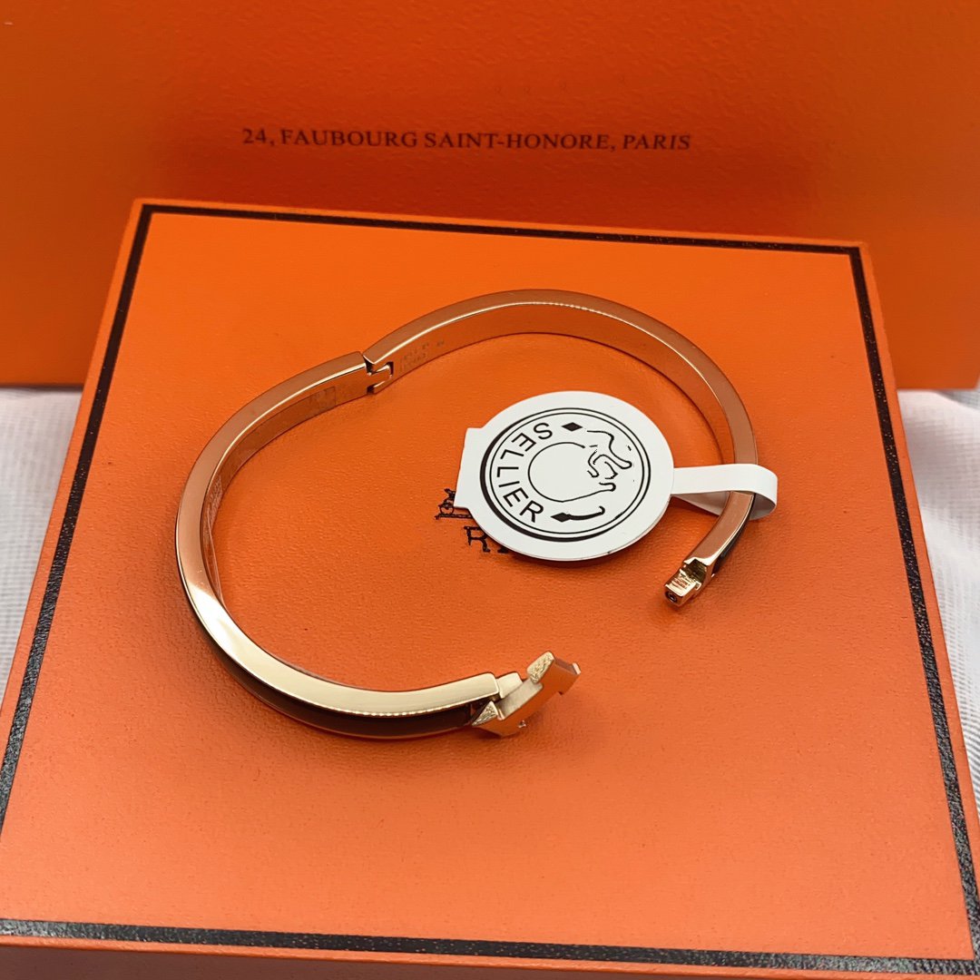 [⭐Corinne]CLASSIC HM CLIC BLACK 8MM ENAMEL BRACELET