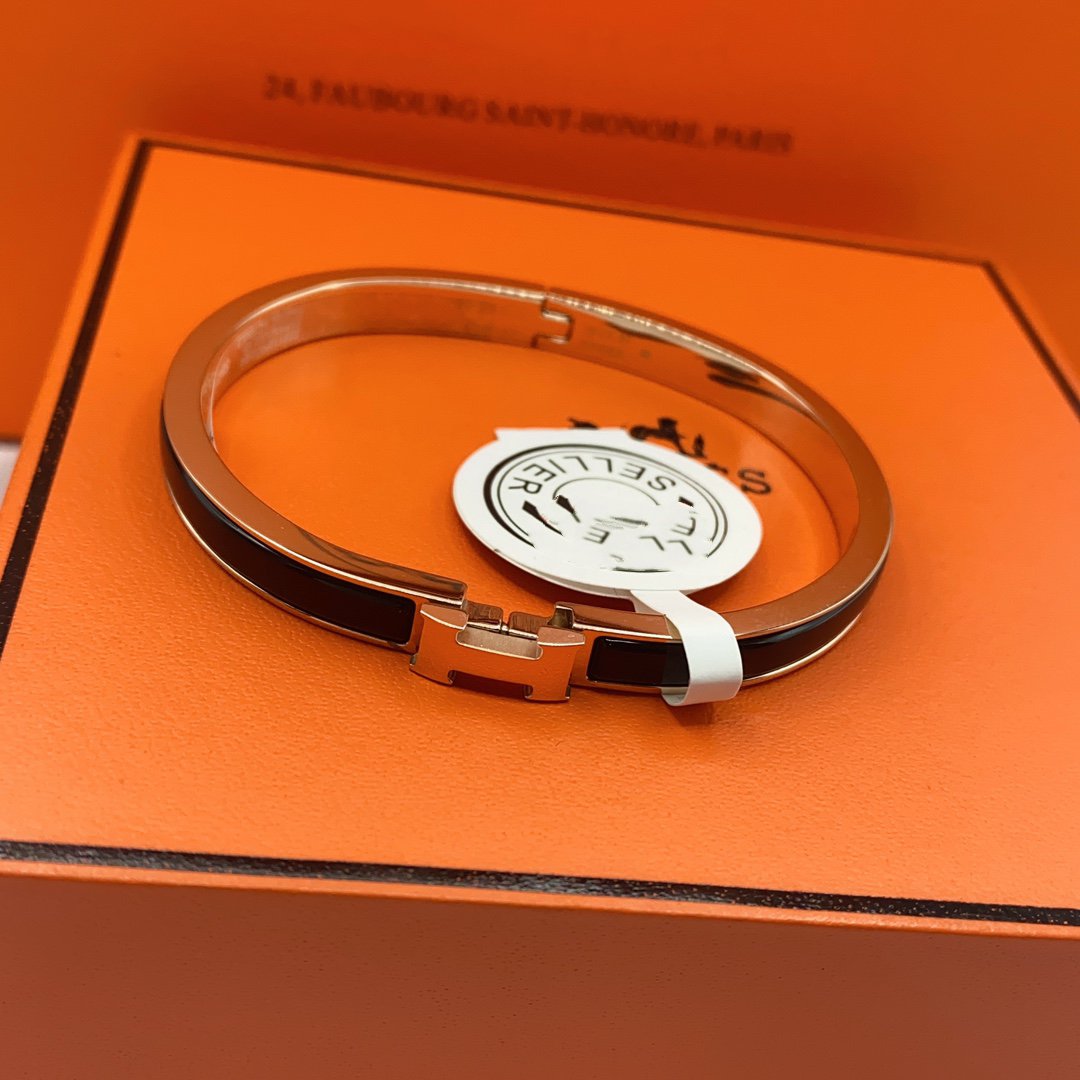 [⭐Corinne]CLASSIC HM CLIC BLACK 8MM ENAMEL BRACELET