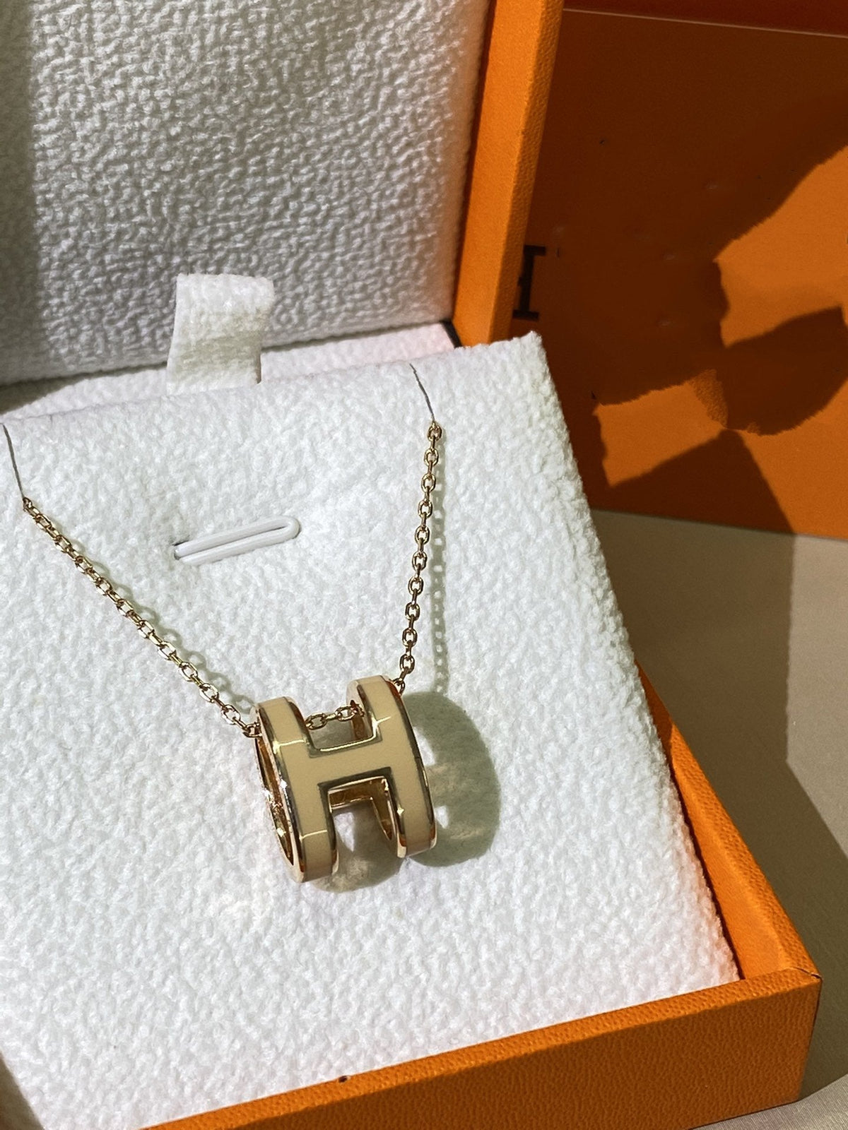 [⭐Corinne]HM CLIC YELLOW ENAMEL GOLD NECKLACE