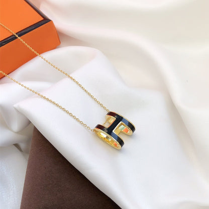 [⭐Corinne]HM CLIC BLACK ENAMEL GOLD NECKLACE