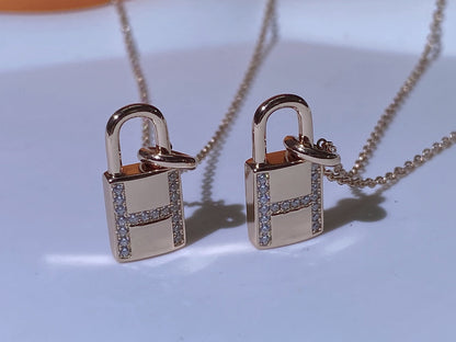 [⭐Corinne]HM ADVANCED NICHE LOCK HEAD NECKLACE DIAMONDS