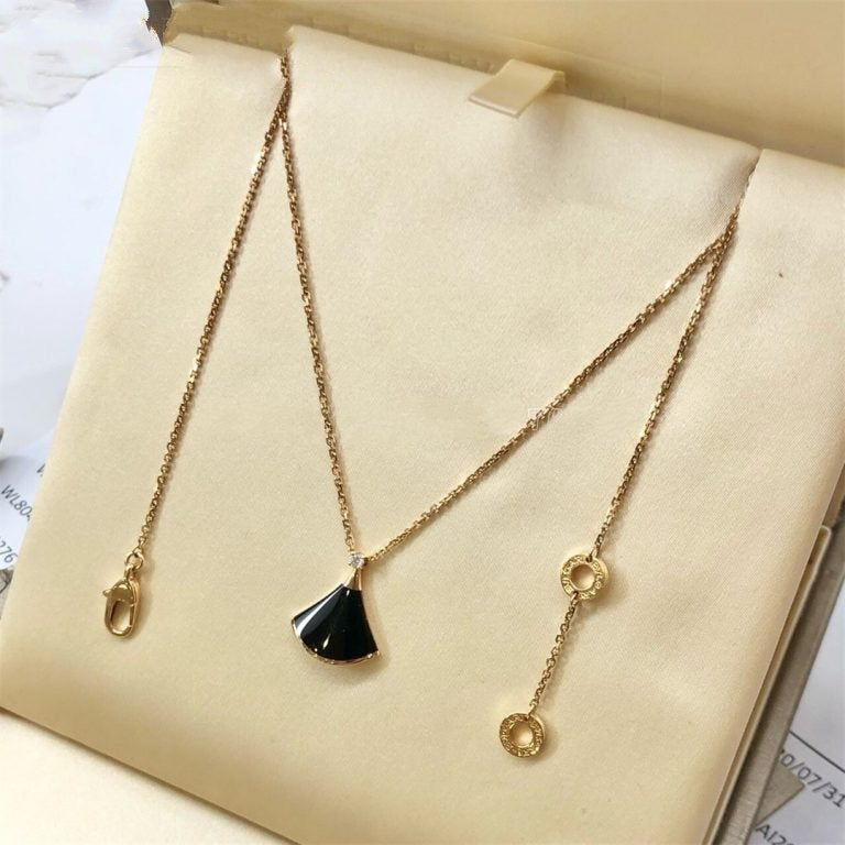 [⭐Corinne]DREAM NECKLACE ONYX 1 DIAMOND