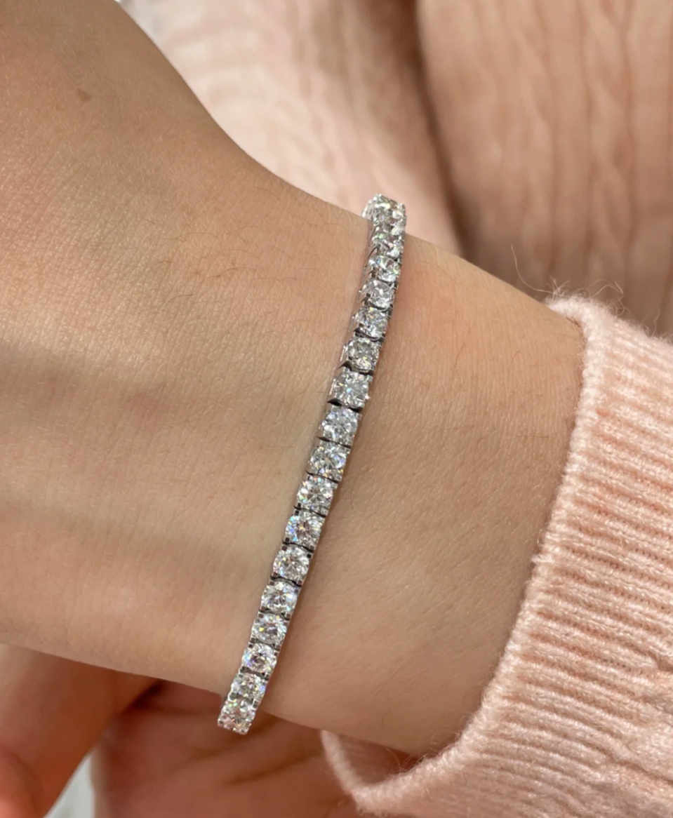[⭐Corinne]  CLASSIC BASEBALL BRACELAT, 52 DIAMOND