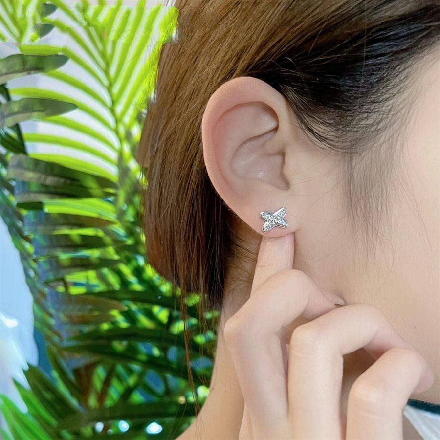 [⭐Corinne]JEUX DE SILVER DIAMOND EARRINGS
