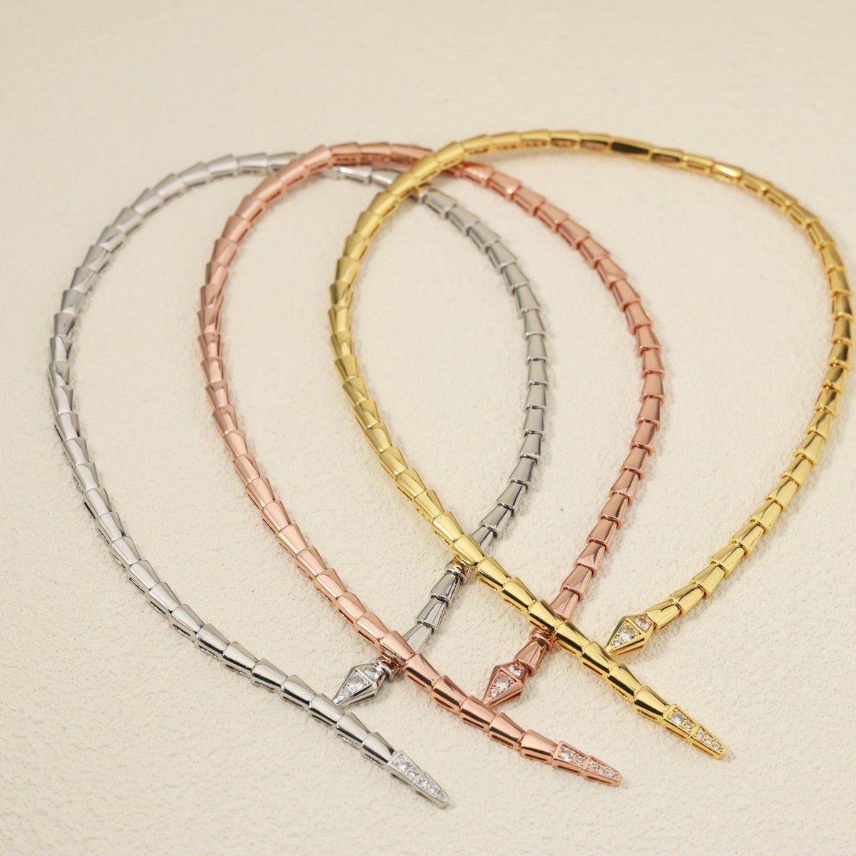 [⭐Corinne]NEW！SERPENT DIAMOND AT BOTH ENDS NECKLACE
