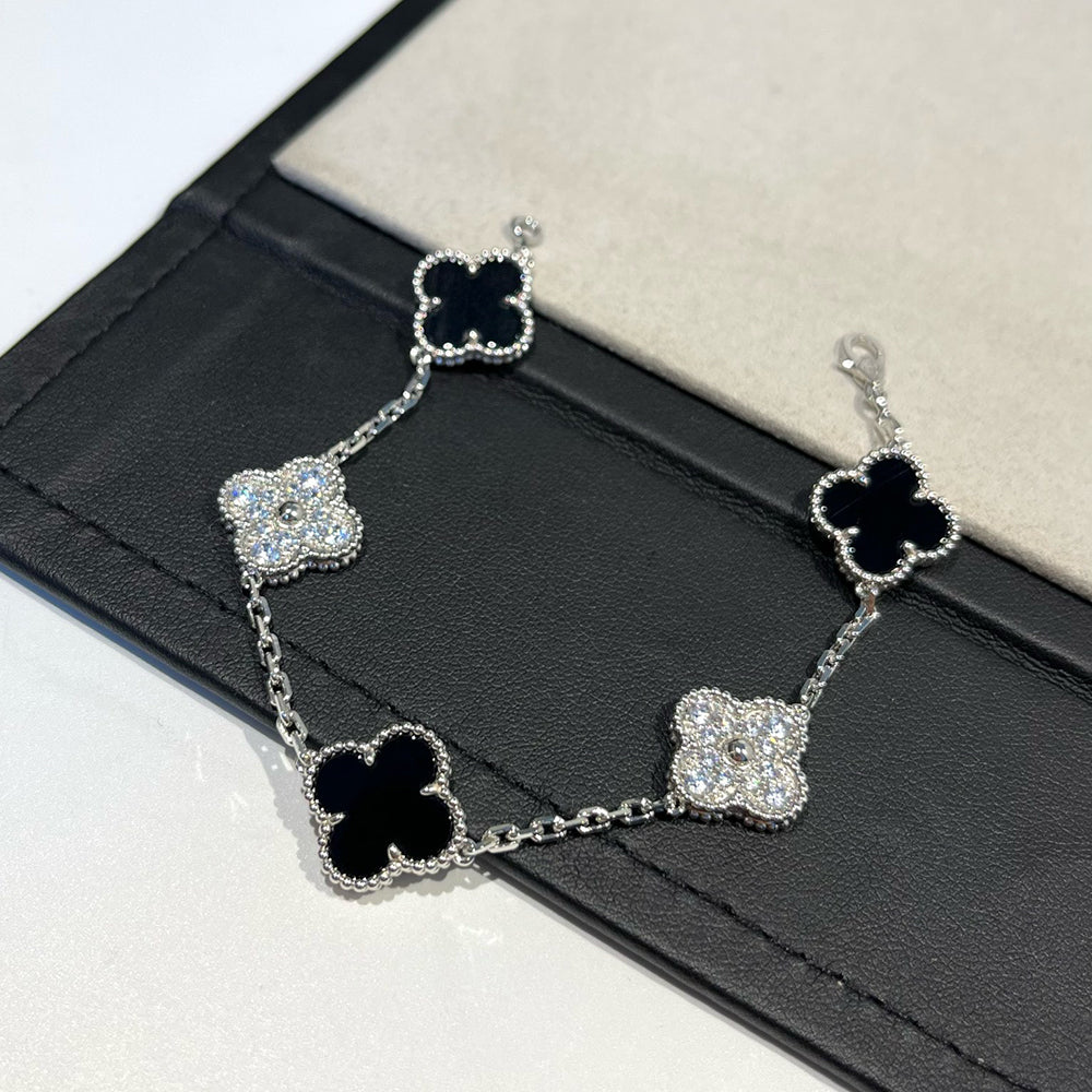 [⭐Corinne] CLOVER 5 MOTIF ONYXS BRACELET COLLECTION