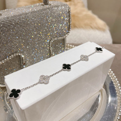 [⭐Corinne] CLOVER 5 MOTIF ONYXS BRACELET COLLECTION