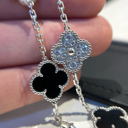 [⭐Corinne] CLOVER 5 MOTIF ONYXS BRACELET COLLECTION