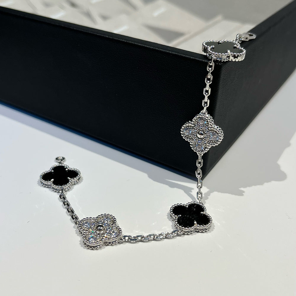 [⭐Corinne] CLOVER 5 MOTIF ONYXS BRACELET COLLECTION