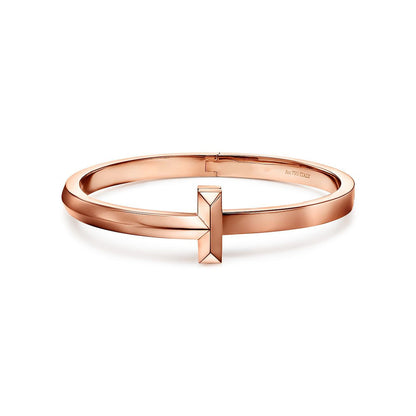 [Corinne]T1 WIDE HINGED BANGLE BRACELET
