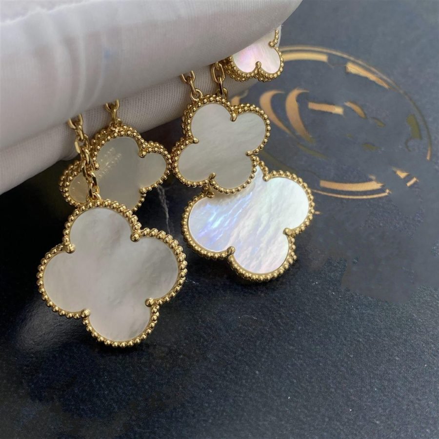 [⭐Corinne]CLOVER EARRINGS WHITE MOP 4 MOTIFS GOLD