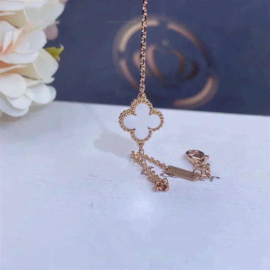 [⭐Corinne]CLOVER WHITE MOP SINGLE FLOWER BRACELET