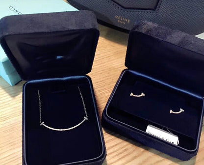 [Corinne]SMILE DIAMOND EARRINGS