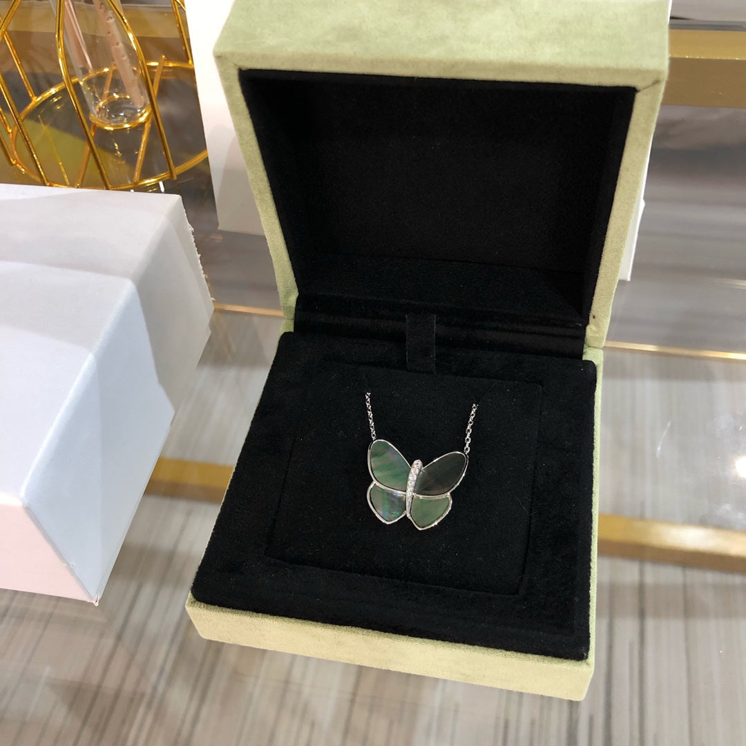 [⭐Corinne]LARGE BUTTERFLY SILVER PENDANT DIAMOND NECKLACE