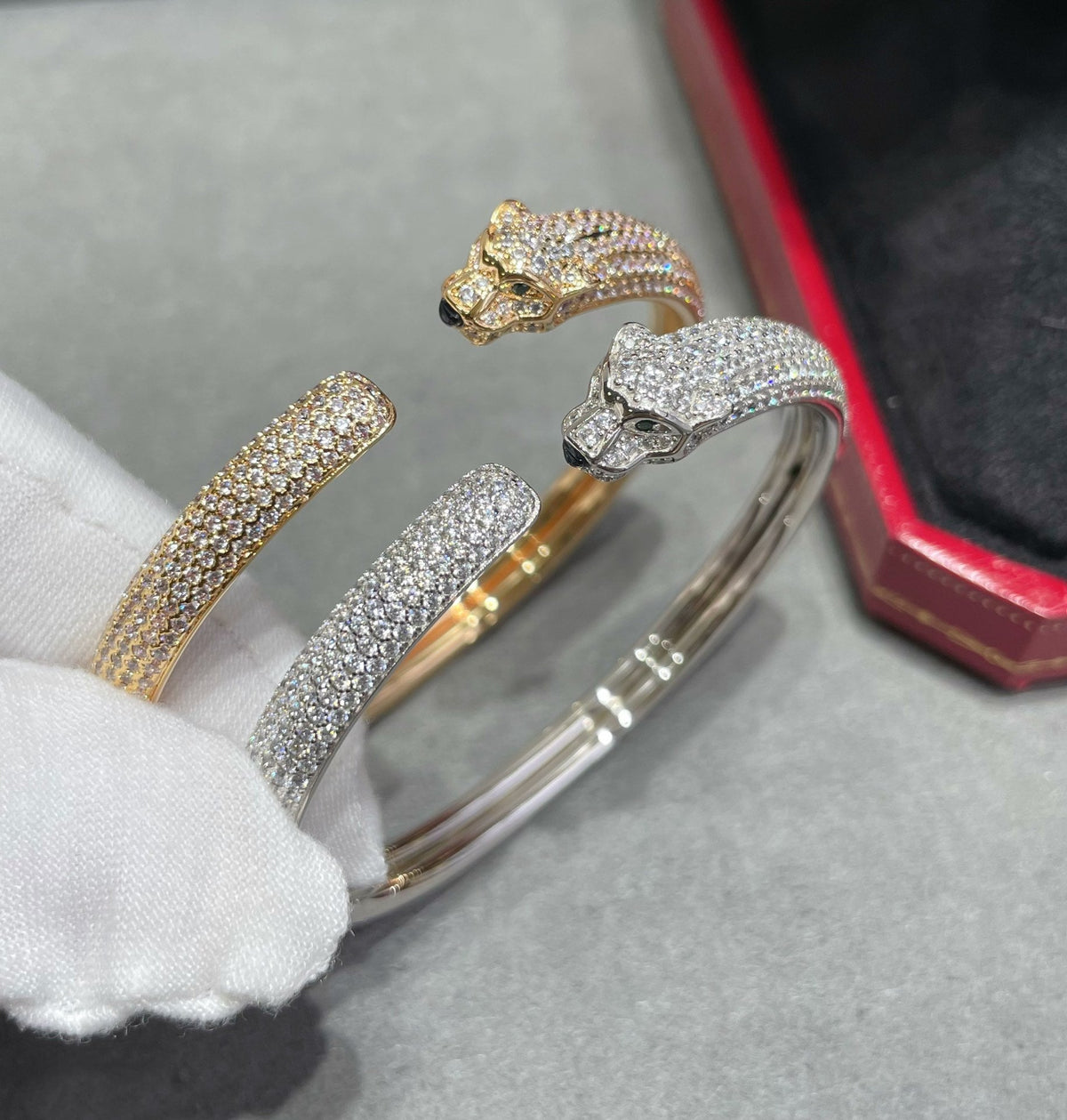 [⭐Corinne]PANTHERE FULL DIAMOND OPEN BRACELET
