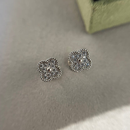 [⭐Corinne]CLOVER MINI DIAMOND STUD EARRINGS